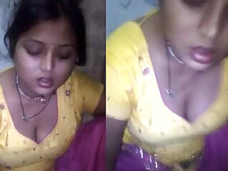Beautiful girl eating milky chapathi cleavage show